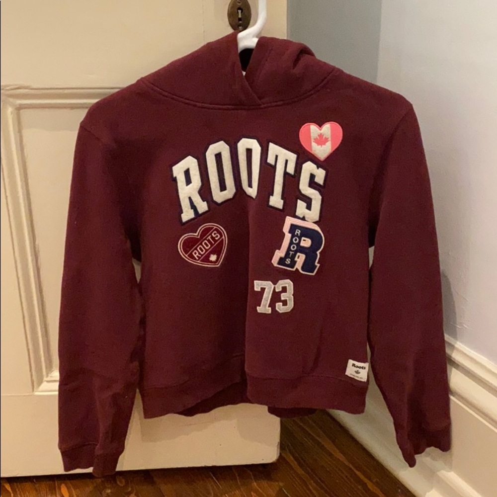 Gently used roots sweater